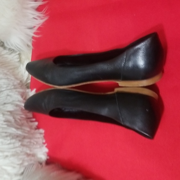 COACH AND FOUR FLAT SHOES - Picture 6 of 11